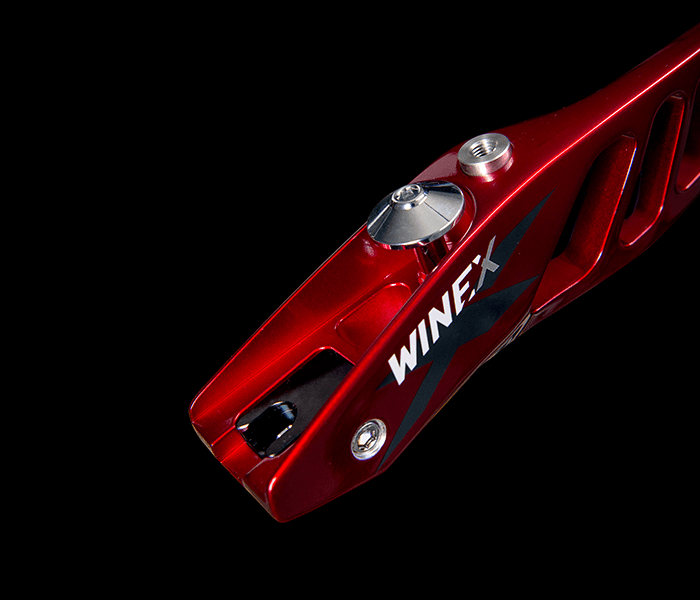 Wiawis wines riser red and white